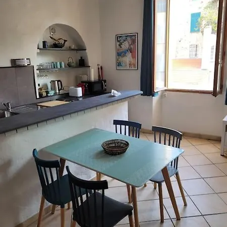 Apartment La Grenille