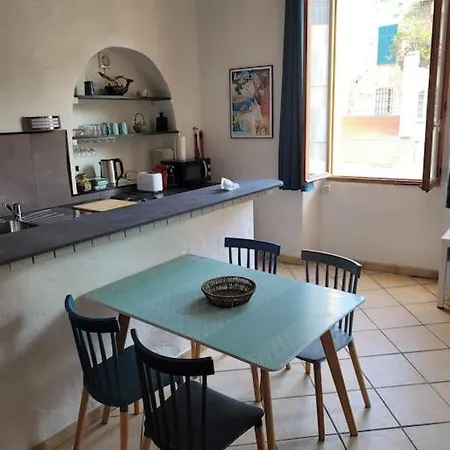 Apartment La Grenille