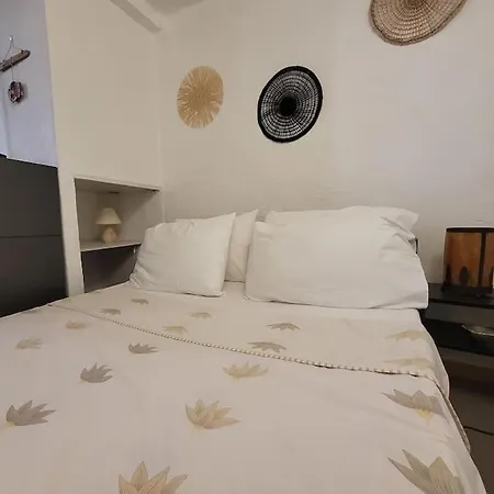 La Grenille Apartment *